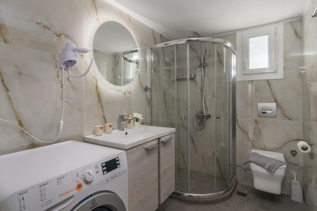 Balliu Apartment Triovasálos Zewnętrze zdjęcie